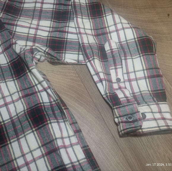 Eddie Bauer Off White, Red & Grey Plaid Flannel Button Down Shirt L/G - Picture 6 of 11